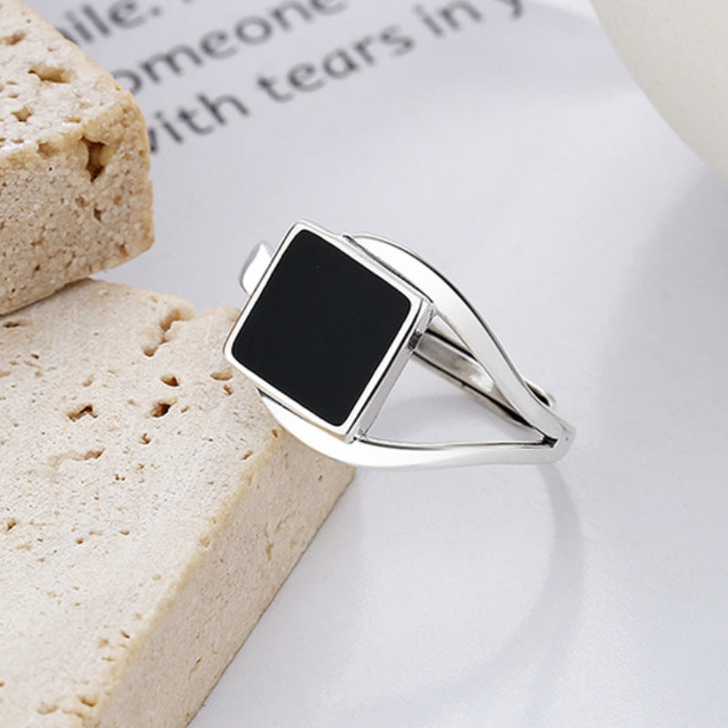 925 Sterling Silver Ring Black Square Design Oil Dripping Craft Trendy Horseshoe Buckle Shape Adjustable Jewelry Suitable For Men And Women (3g)